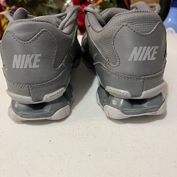 Nike Reax 8 TR 621716-010 Mesh Grey Training Shoes Sneakers Men’s size 7 - Picture 3 of 15